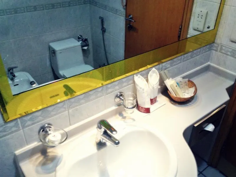Oyo 297 California Hotel Дубай