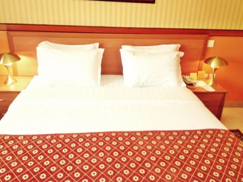 Oyo 297 California Hotel Дубай