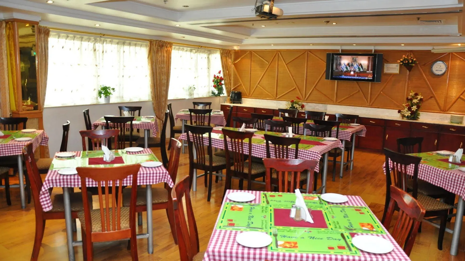 ***  Oyo 297 California Hotel Дубай ОАЭ